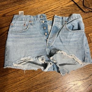 LEVI'S 501 Cut Off Shorts